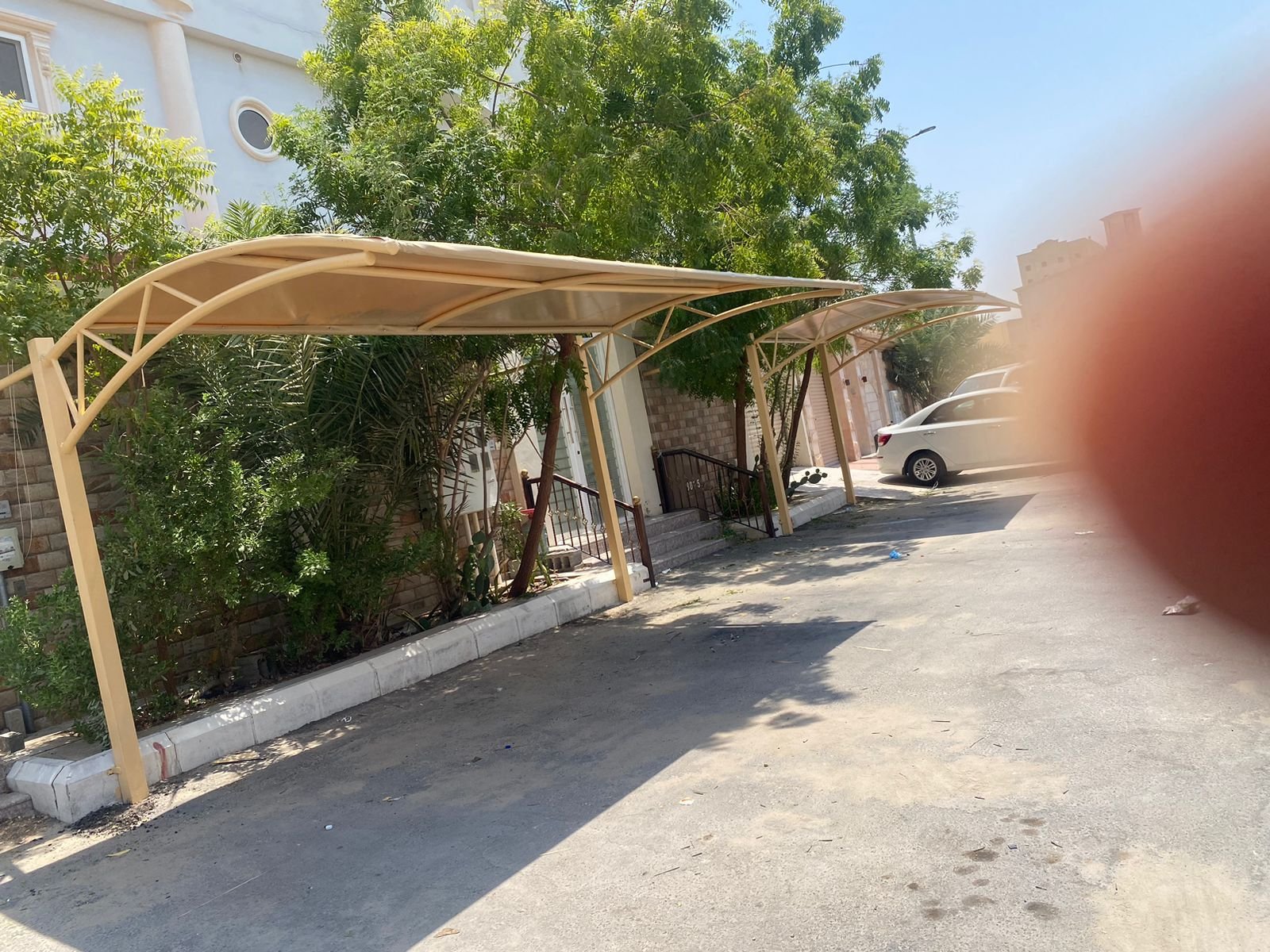 مظلات الأحساء الهفوف | أفضل حداد مظلات وسواتر بأسعار مناسبة 